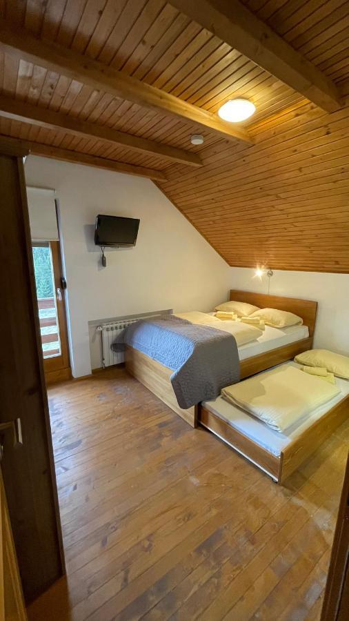 Guest House Alpha Ski Camp 자호리나 외부 사진