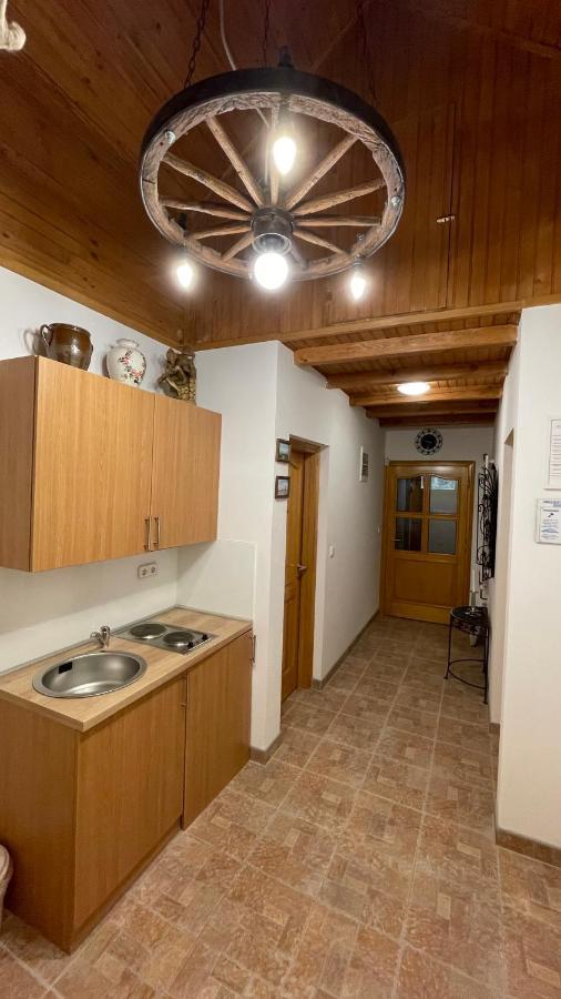 Guest House Alpha Ski Camp 자호리나 외부 사진