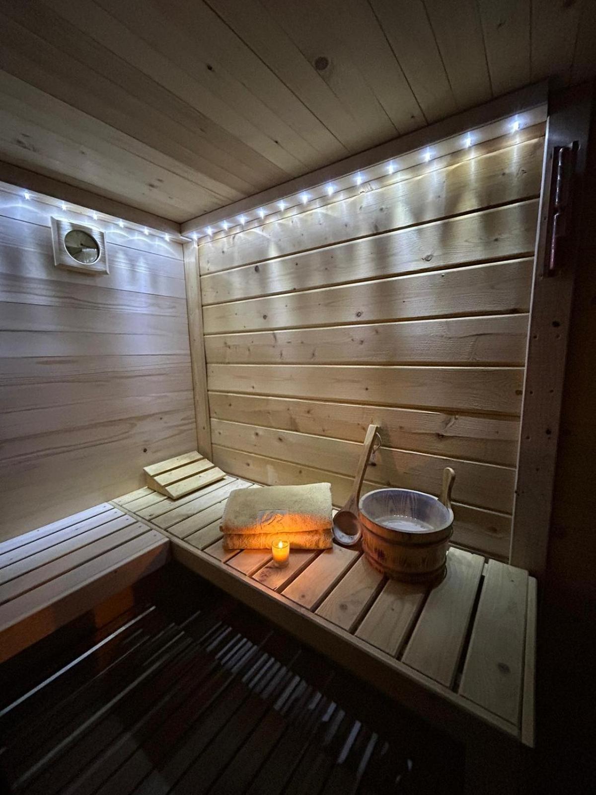Guest House Alpha Ski Camp 자호리나 외부 사진