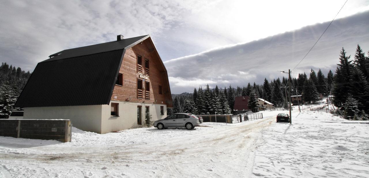Guest House Alpha Ski Camp 자호리나 외부 사진