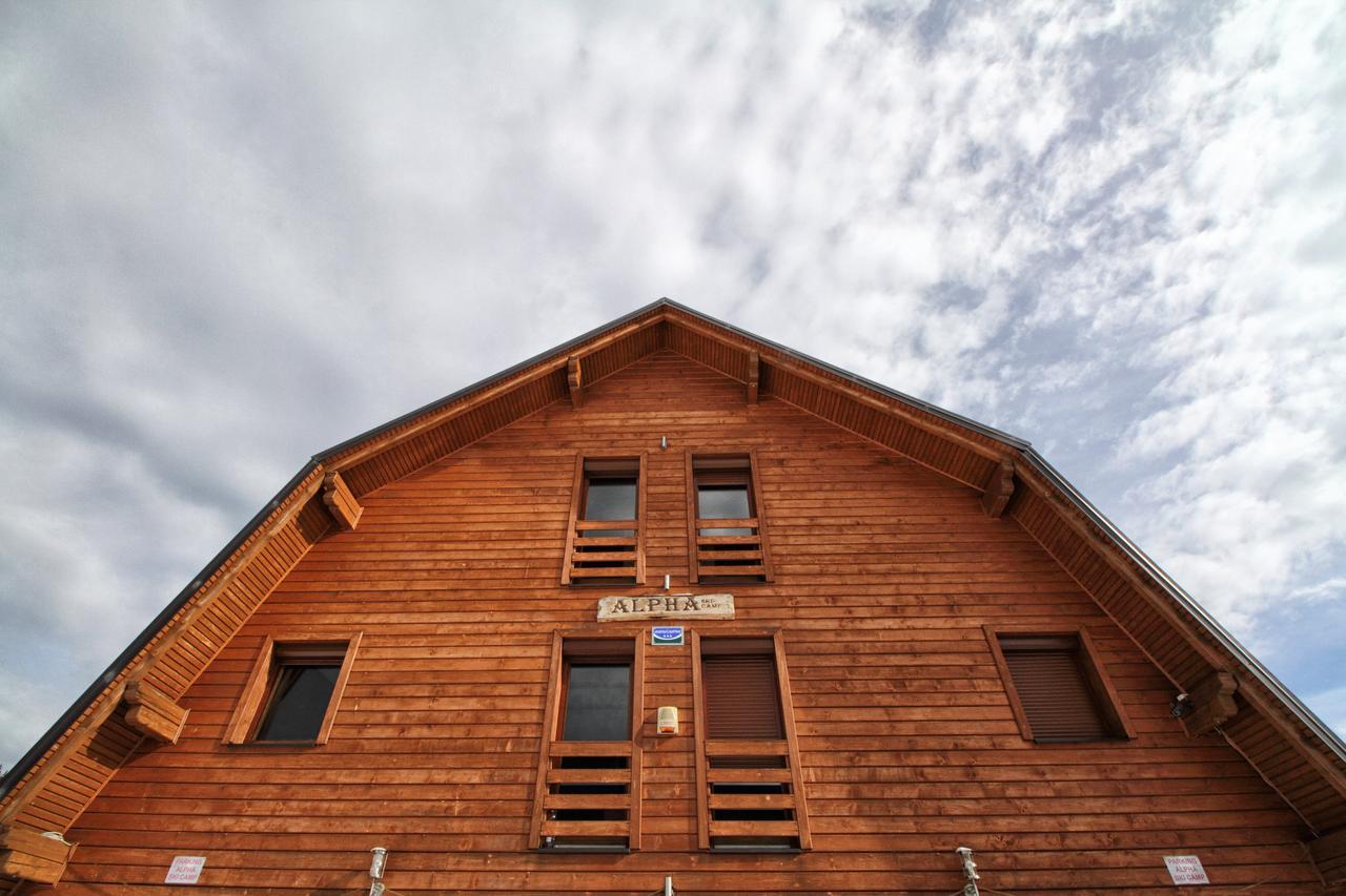Guest House Alpha Ski Camp 자호리나 외부 사진