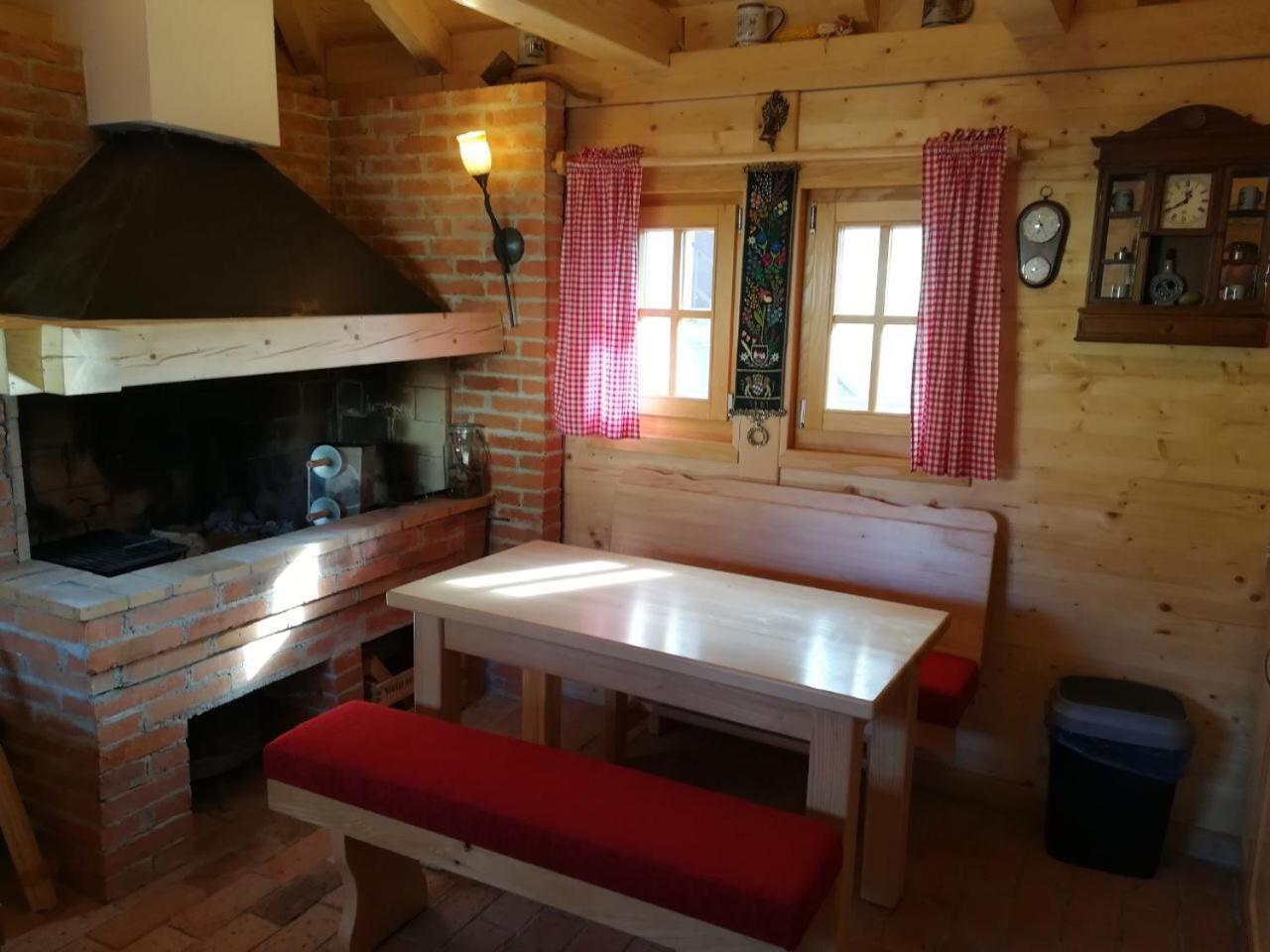Guest House Alpha Ski Camp 자호리나 외부 사진